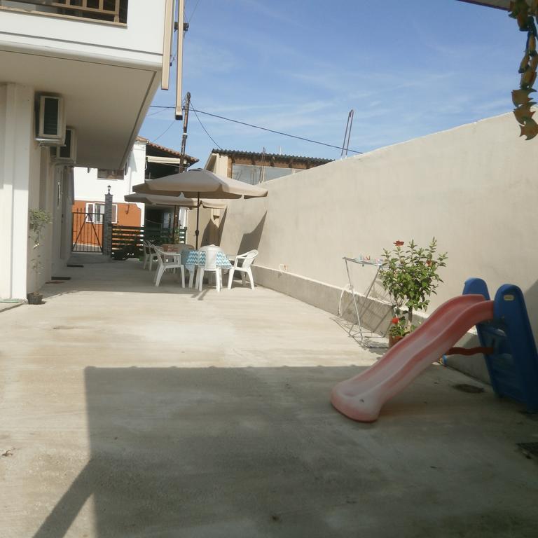 Daniela Apartments Néa Ródha Exterior foto